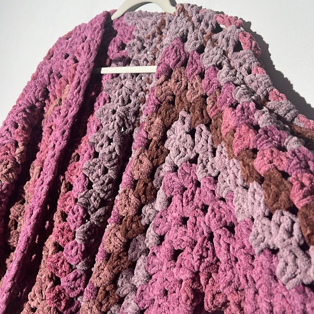 Chunky Knit Pink, mauve, rose, brown cardigan - Picture 3 of 4